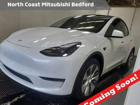 TESLA MODEL Y 2021 5YJYGDEE6MF150812 image